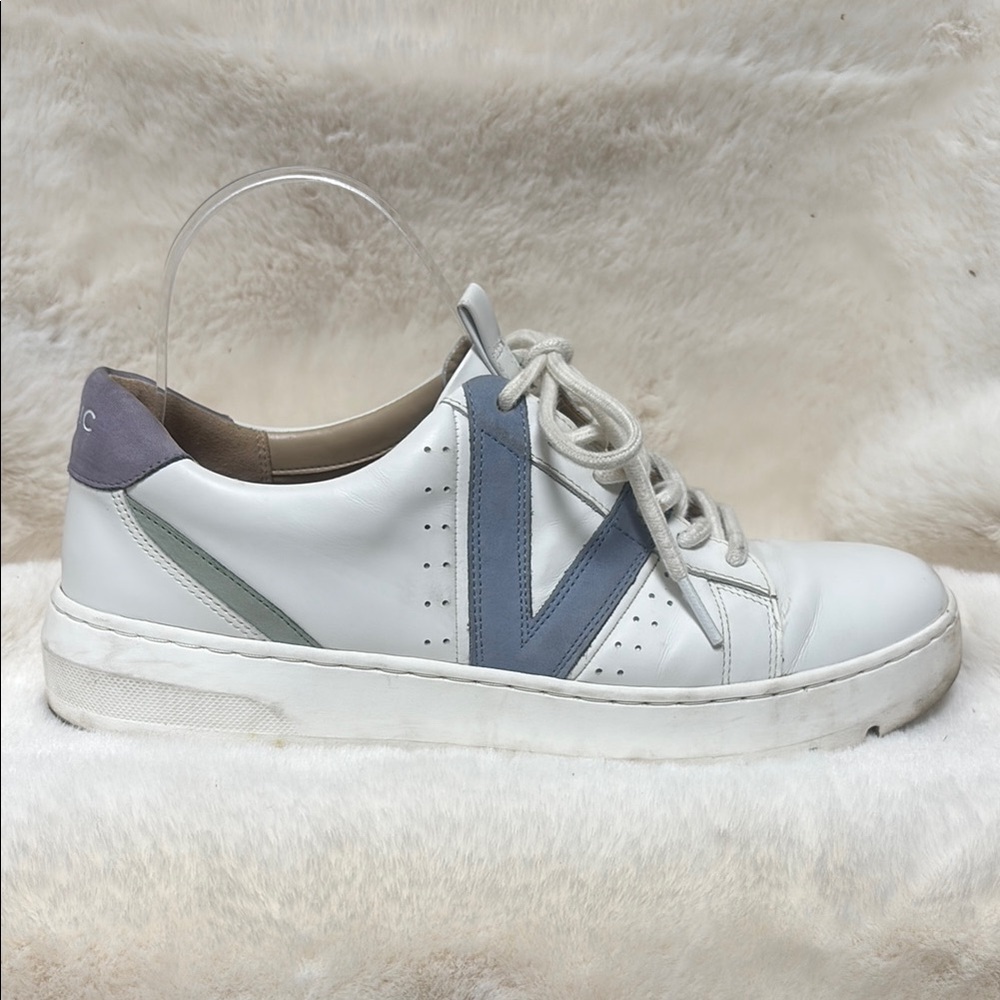 Vionic White and Blue Sneakers with Sporty Stripe